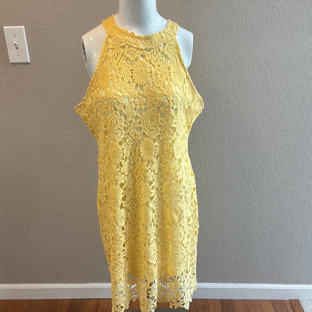 Yellow Lace‎ Sleeveless Dress
